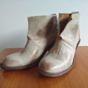 Holding Horses Leather Ankle Boots Size 9